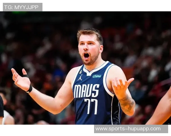 东契奇赛前状态良好决定出战球队配合默契多次命中三分球