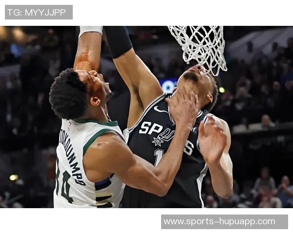 文班亚马半场三分球失准仅得8分8板2帽外线未能发威