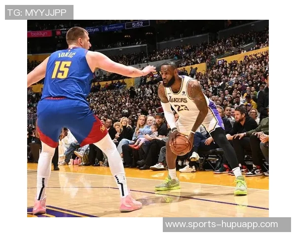 东詹强势表现助力球队逆转局面海斯替代顿宝成关键调整 东詹强势表现助力球队逆转局面海斯替代顿宝成关键调整